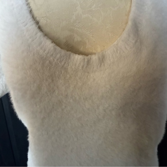 Maeve Scoop Neck Eyelash Sweater Tee L - Picture 7 of 12